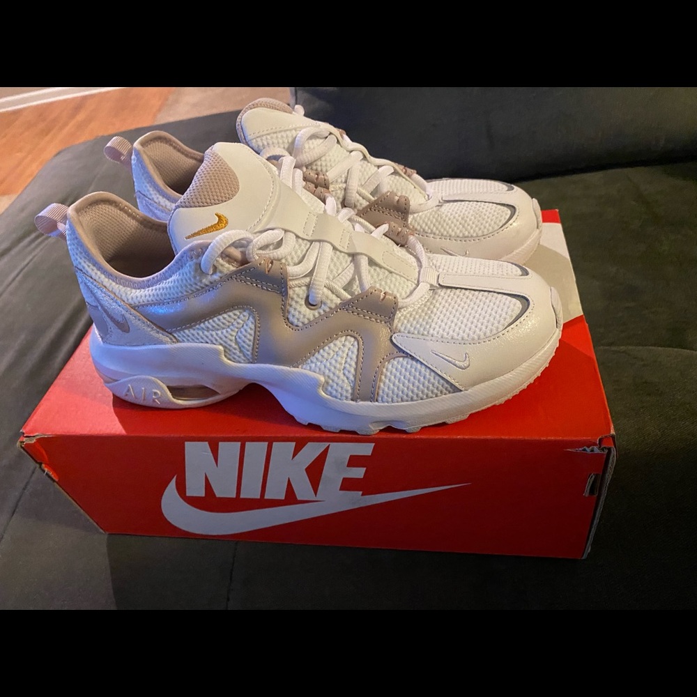 nike gym shoes